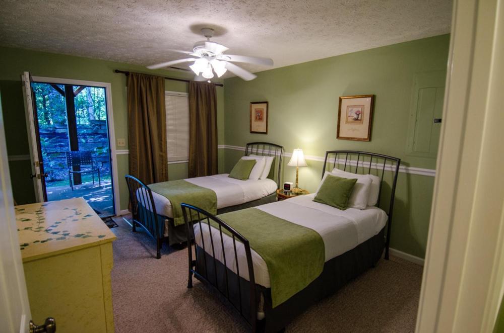 Asheville Cabins Of Willow Winds Εξωτερικό φωτογραφία