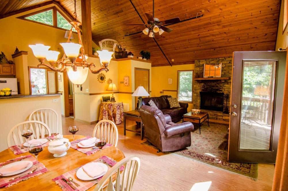 Asheville Cabins Of Willow Winds Εξωτερικό φωτογραφία